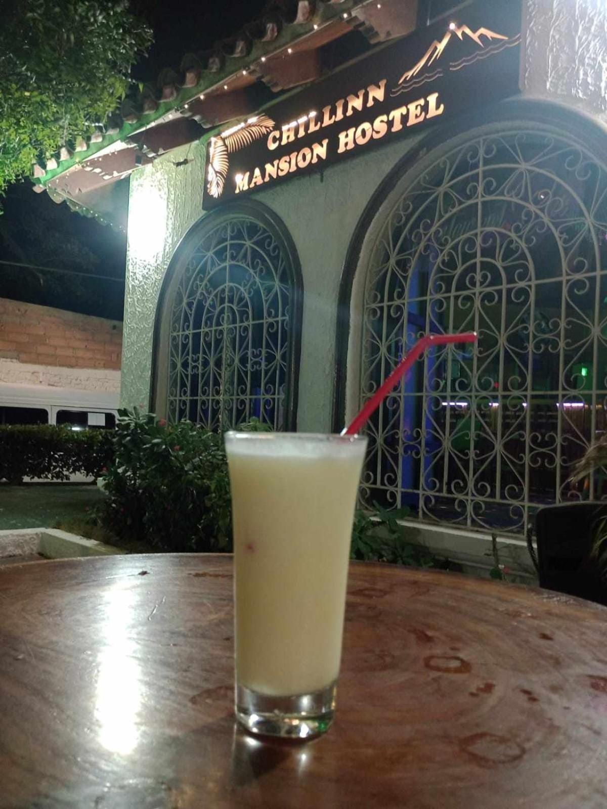 The Chill In Mansion Hostel Santa Marta מראה חיצוני תמונה