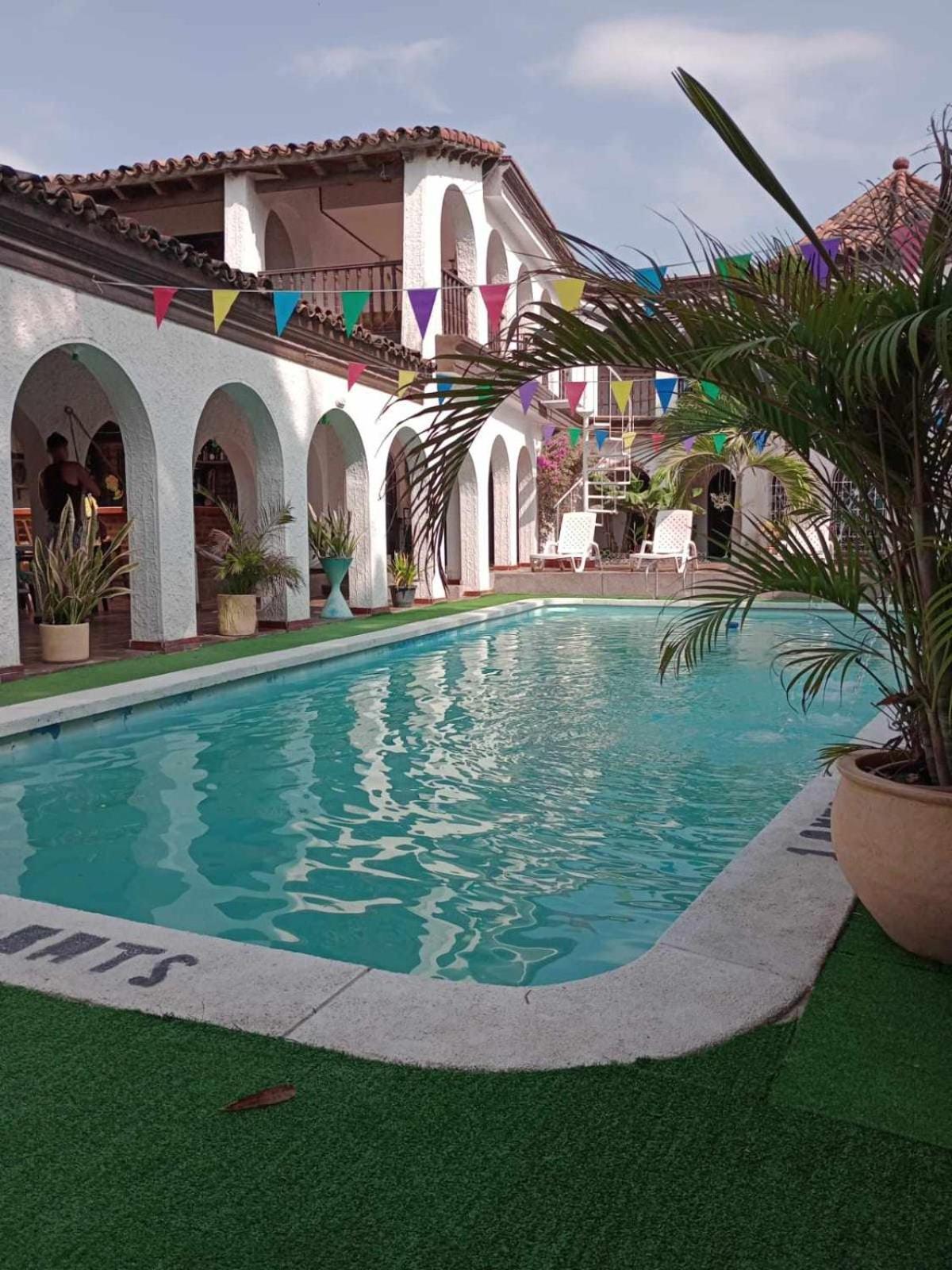 The Chill In Mansion Hostel Santa Marta מראה חיצוני תמונה