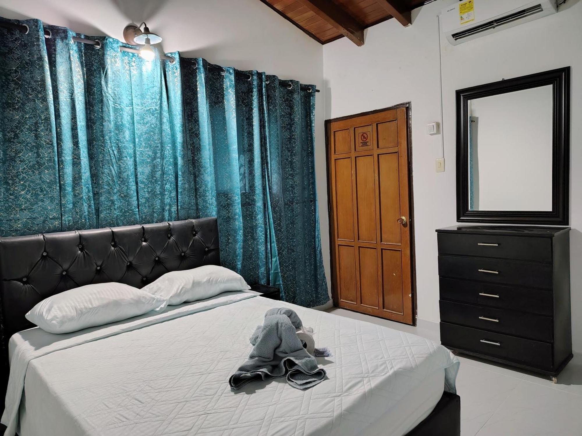 The Chill In Mansion Hostel Santa Marta מראה חיצוני תמונה